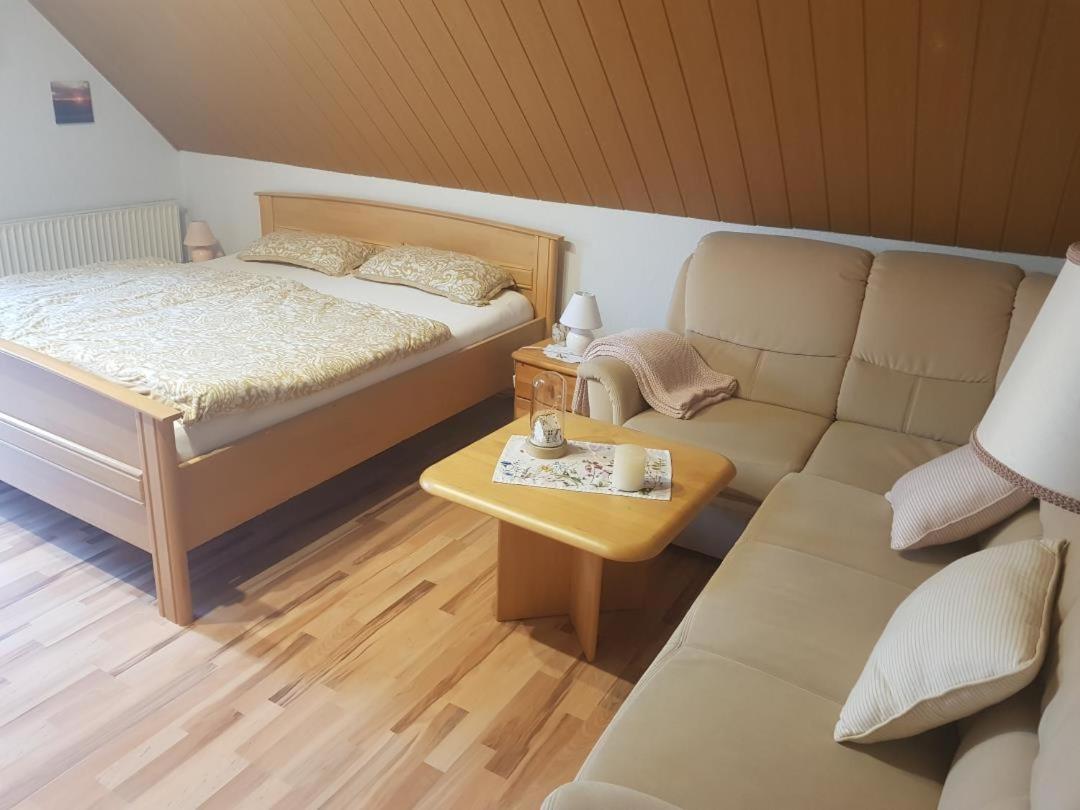 Ferienwohnung Aurich Ostfriesland Екстериор снимка