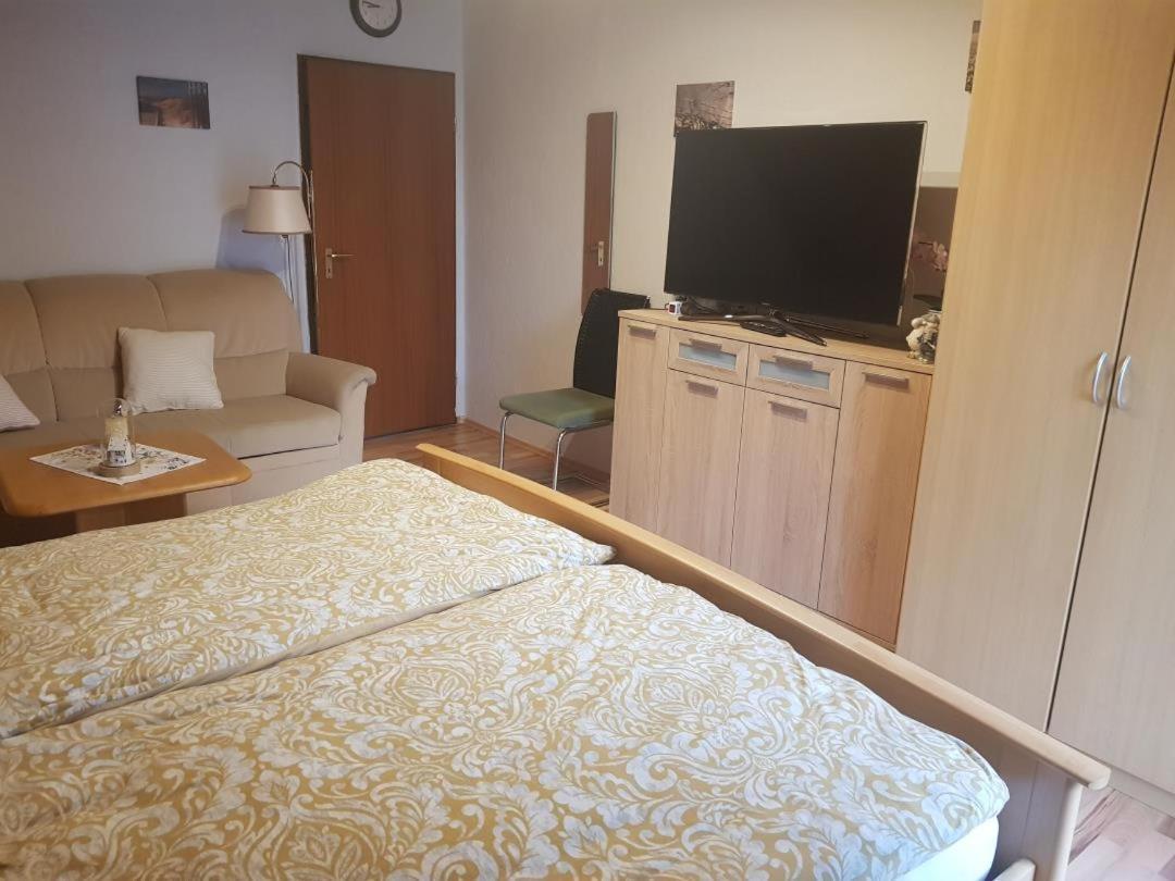Ferienwohnung Aurich Ostfriesland Екстериор снимка